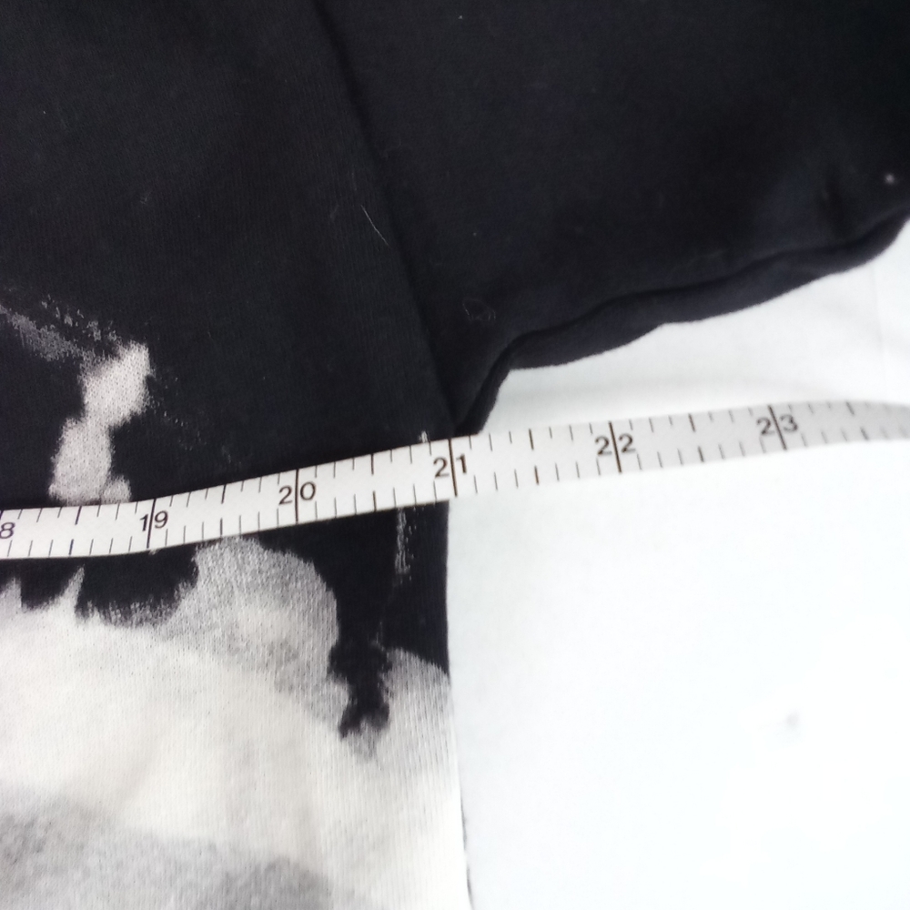 Anthropologie Sanctuary Sweatshirt Dress Black White Abstract Pockets - Picture 5 of 7